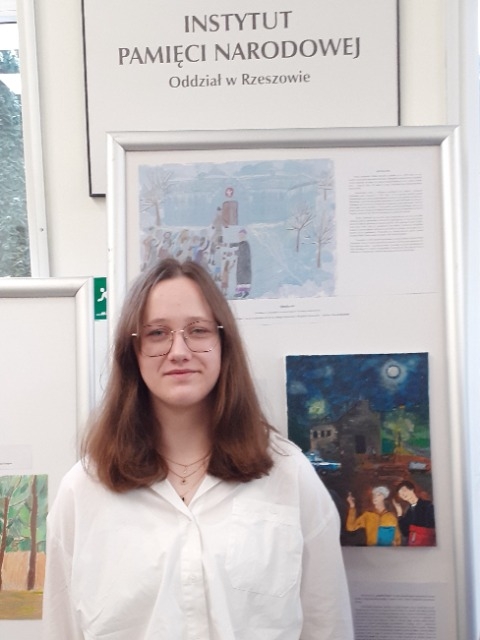 Uczennice z Orzechówki i Woli Jasienickiej laureatkami wojewódzkiego konkursu IPN