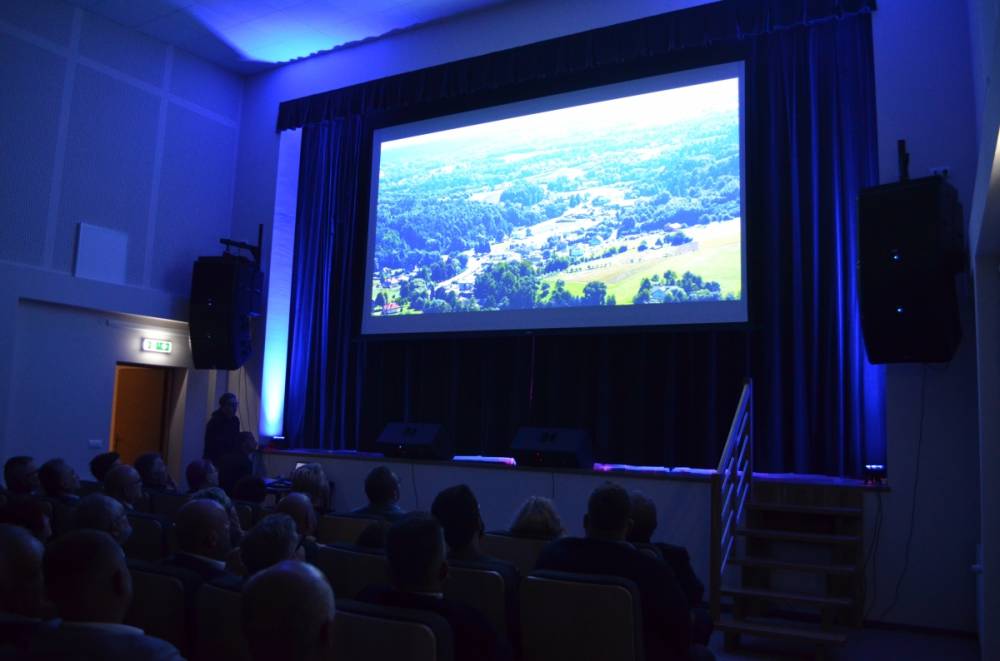 Uroczystość oficjalnego oddania do użytku sali widowiskowej