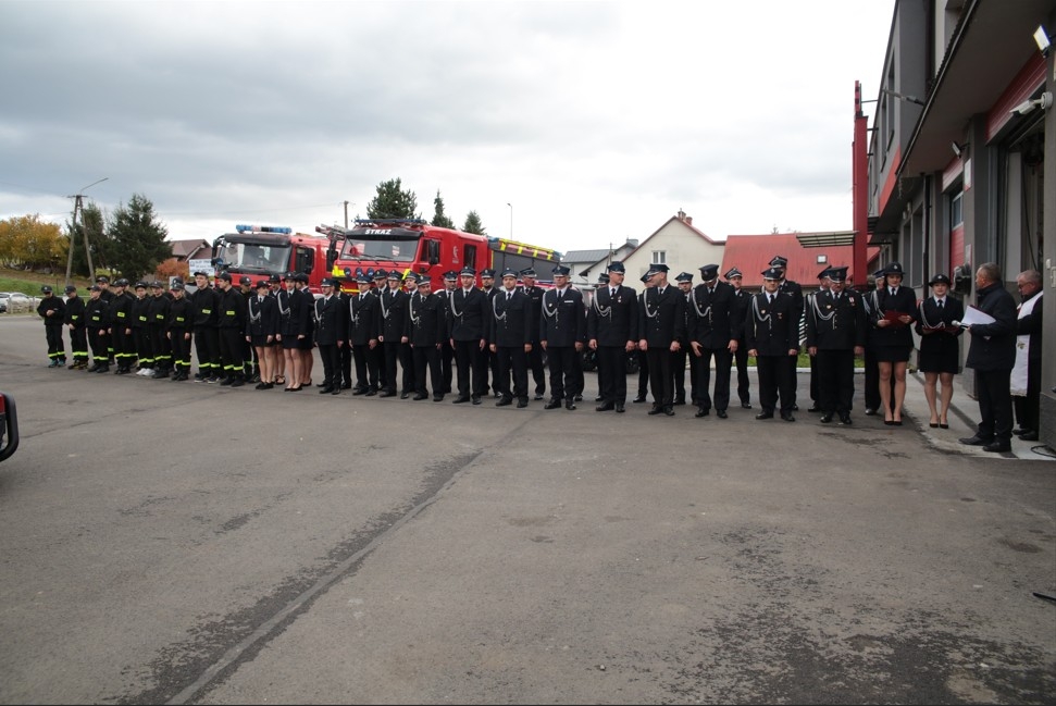 Nowy samochód ratowniczy dla OSP Blizne