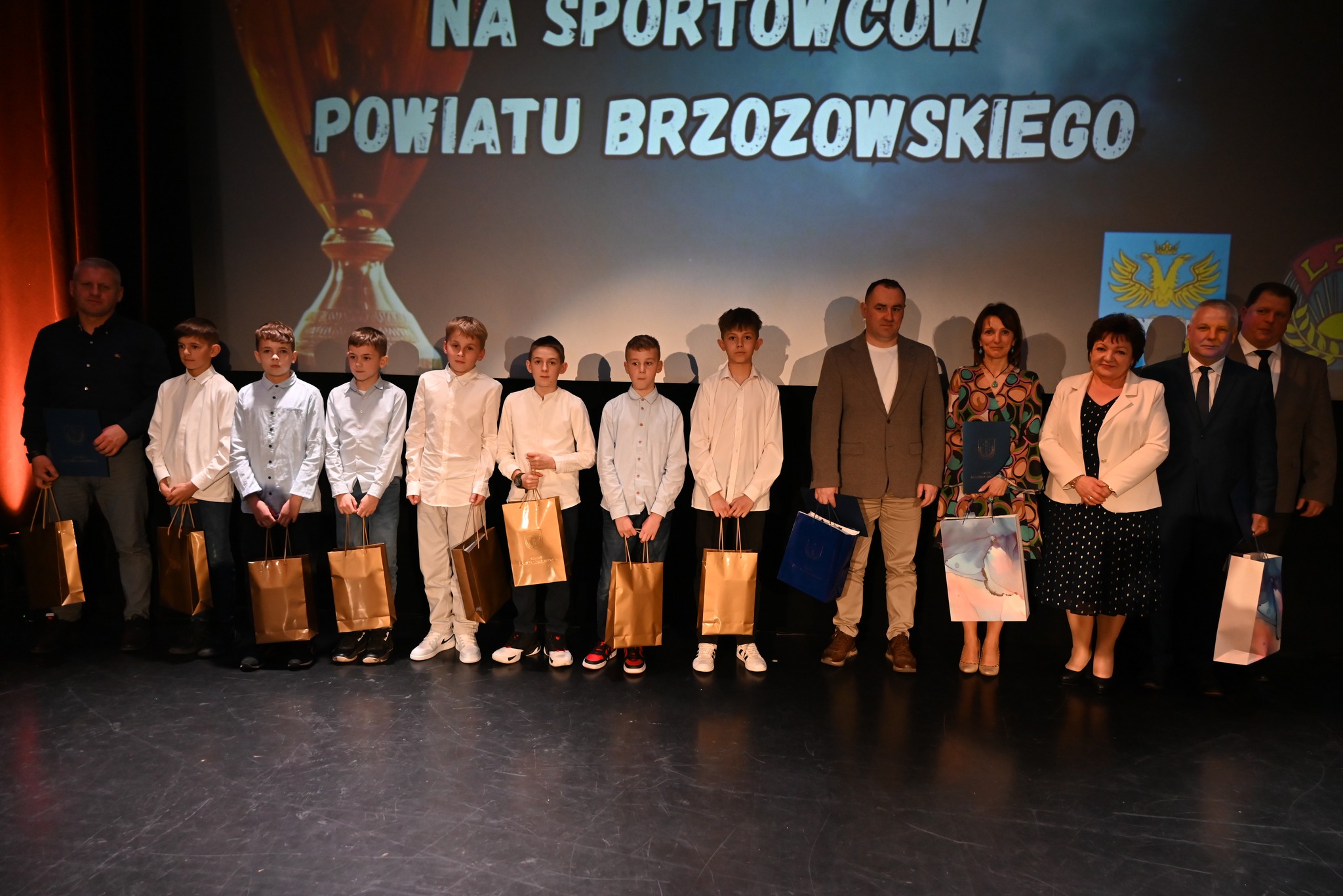 669055235 1418672026965493 1054201135541553675 N