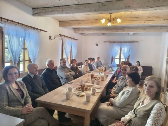 Aktywni seniorzy w Jasienicy Rosielnej