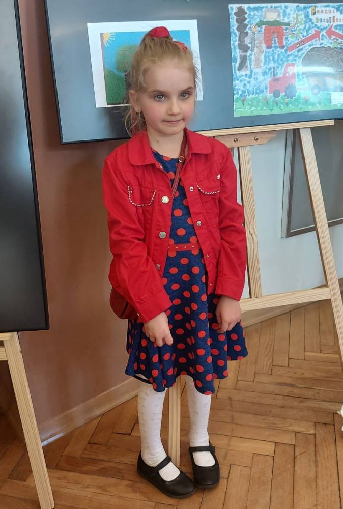 Sukces Hanny Śnieżek, uczennicy Szkoły Podstawowej w Orzechówce w XII Ogólnopolskim Konkursie Plastycznym Dla Dzieci „Bezpiecznie na wsi mamy, bo ryzyko upadków znamy”